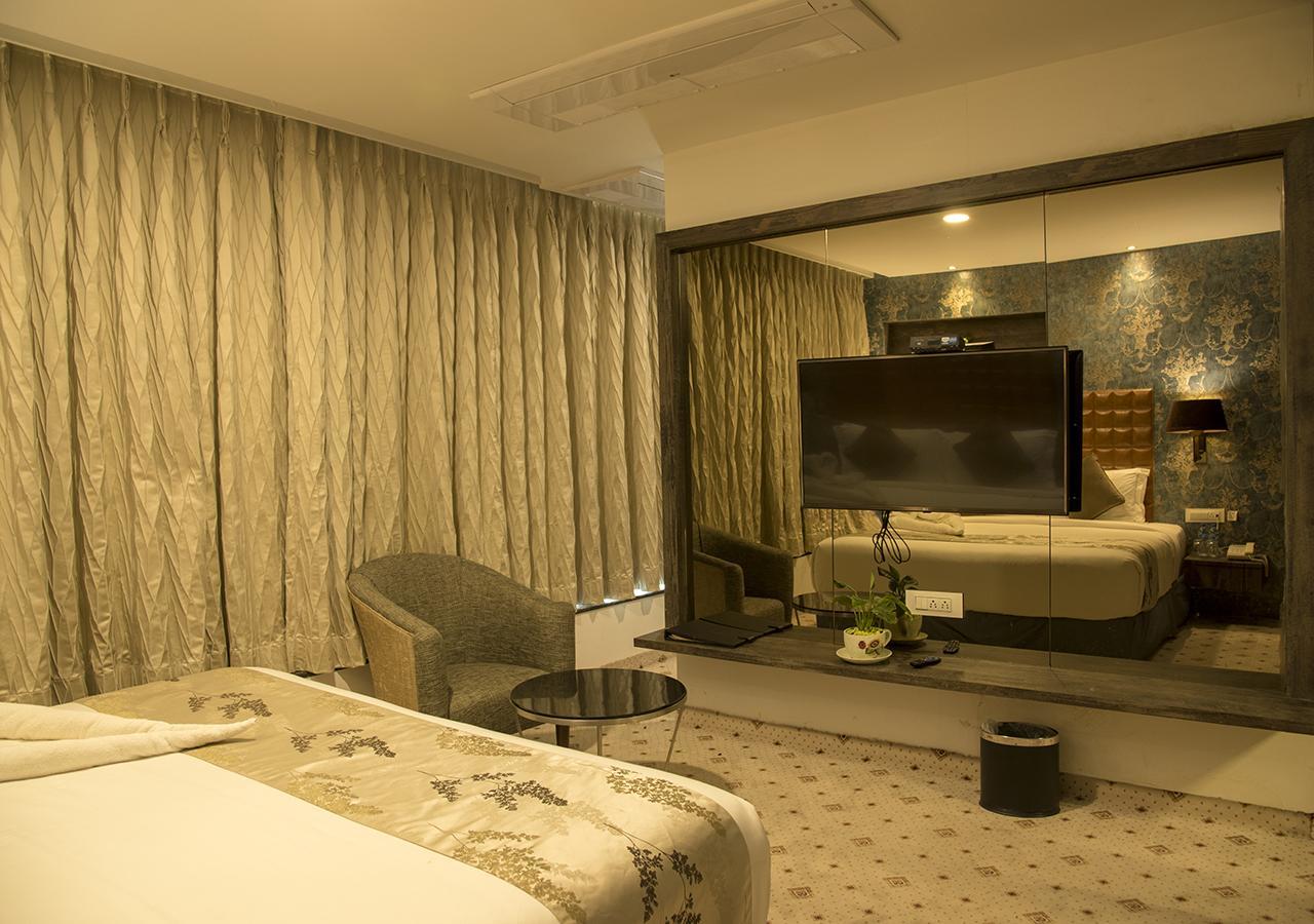 Regenta Central Hotel & Convention Centre Nagpur Luaran gambar